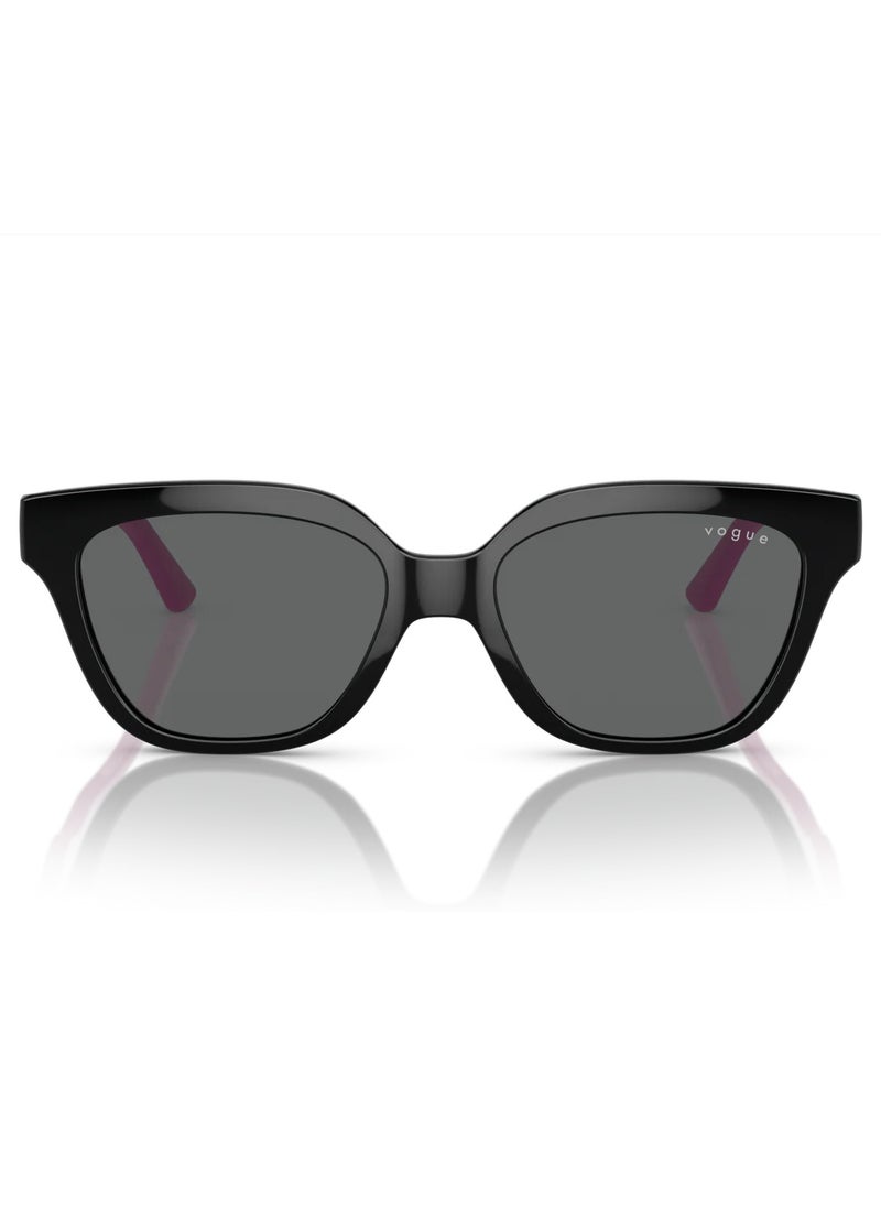 Vogue Vogue VJ2021 W44/87 48 Kid's Sunglasses  - Image 2