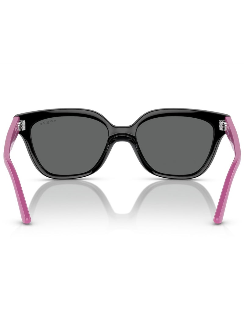 Vogue Vogue VJ2021 W44/87 48 Kid's Sunglasses  - Image 3