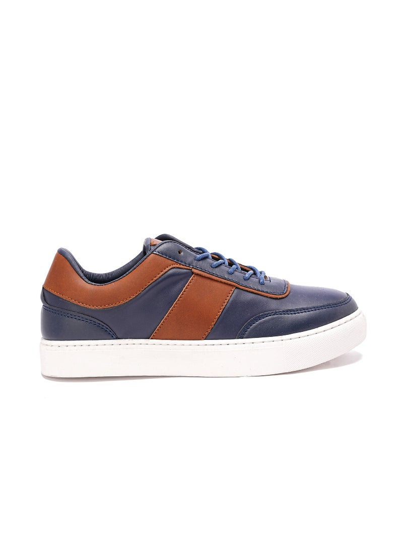 GRINTA Men Sneakers  - Image 2
