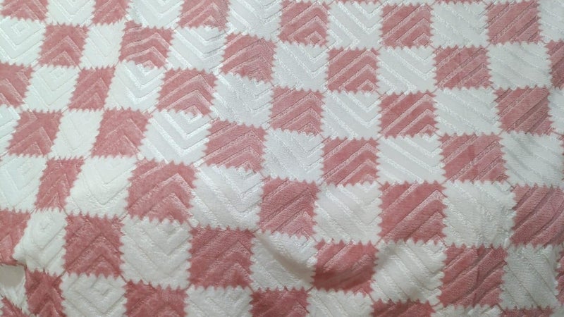 Checked Bed Blanket Large Pink and White, 220x240cm, 1600 g, Laser Engraving - Image 2