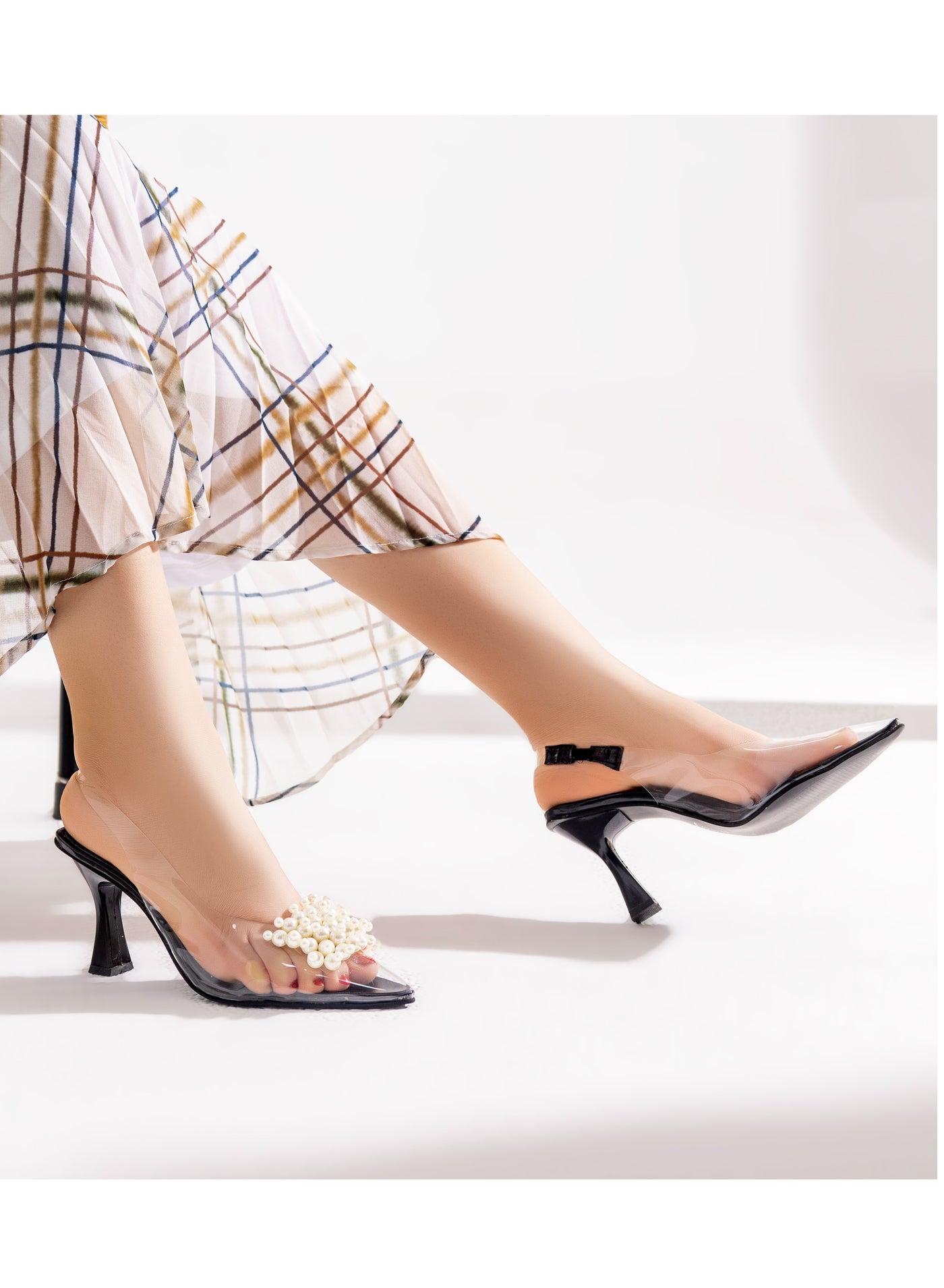 Shoes Heel Leather transparent F-30 - Black