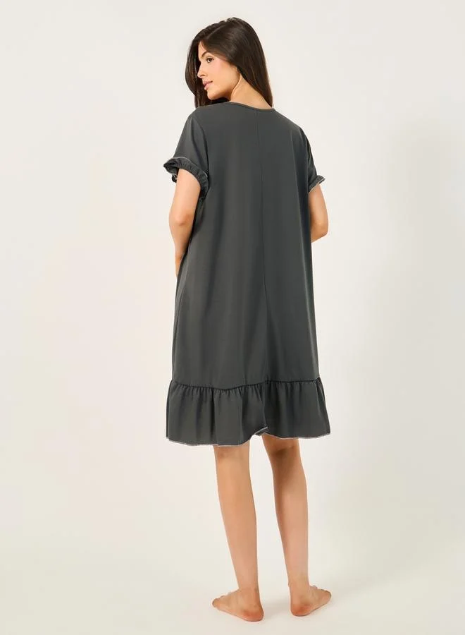 Styli Contrast Lettuce Edge Gathered Neck Ruffle Hem Nightdress