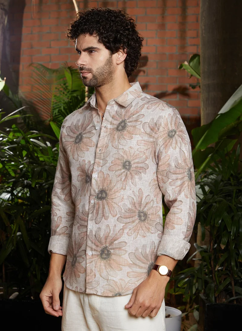 Campus Sutra Campus Sutra Men's Chesntnut Brown Gloomy Daisy Shirt For Casual Wear | Spread Collar | Long Cuffed Sleeves | Button Closure | Shirt Crafted With Comfort Fit For Everyday Wear