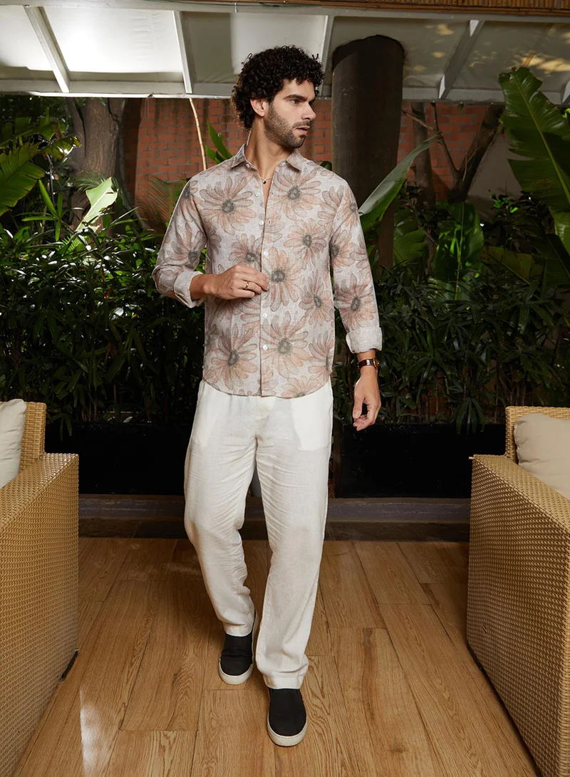 Campus Sutra Campus Sutra Men's Chesntnut Brown Gloomy Daisy Shirt For Casual Wear | Spread Collar | Long Cuffed Sleeves | Button Closure | Shirt Crafted With Comfort Fit For Everyday Wear