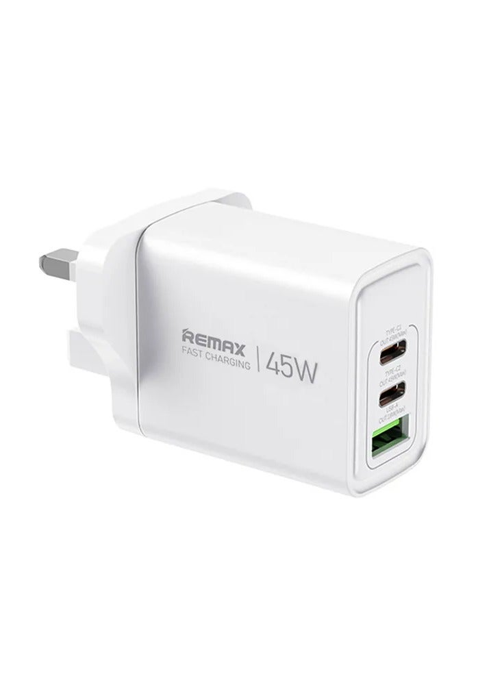 REMAX 45W Fast Charging Adapter, 3-Port USB-C & USB Travel Charger for Phones, Tablets, Laptops, EU/UK/US Plug Compatibility - Image 1