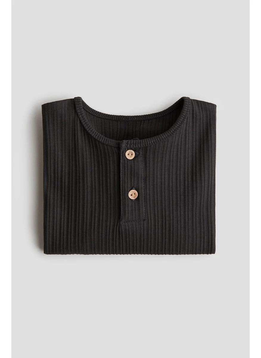 H&M Ribbed Henley Top