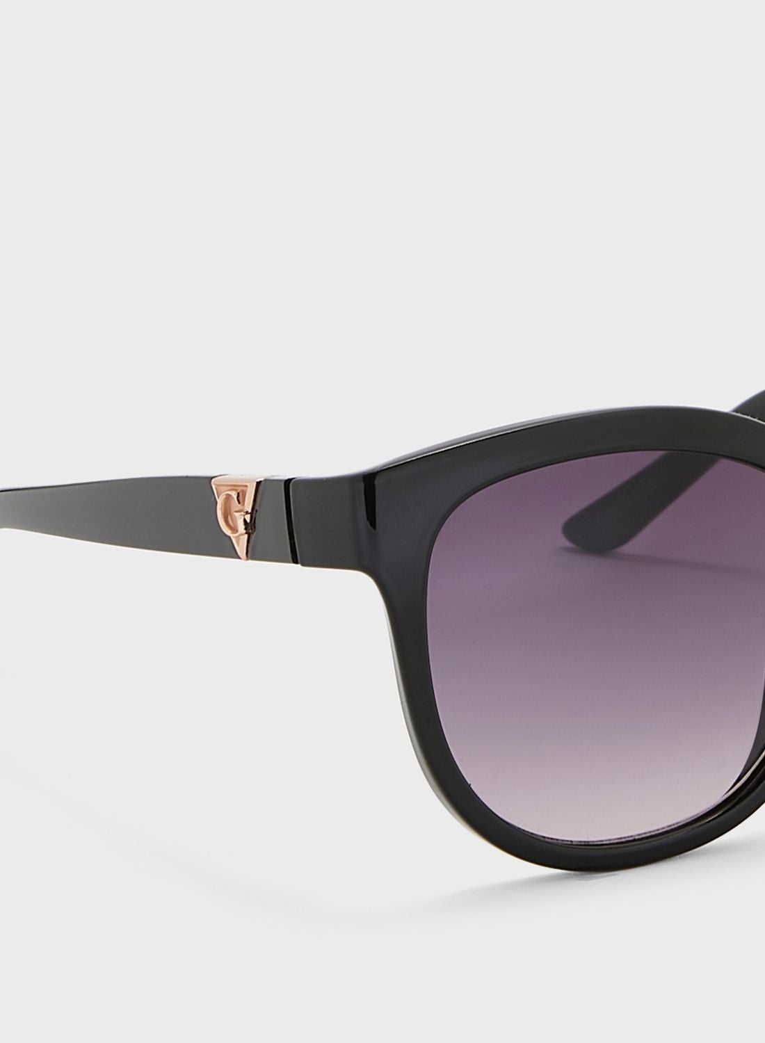 نظارة شمسية بتصميم عين قطة بألوان متدرجة