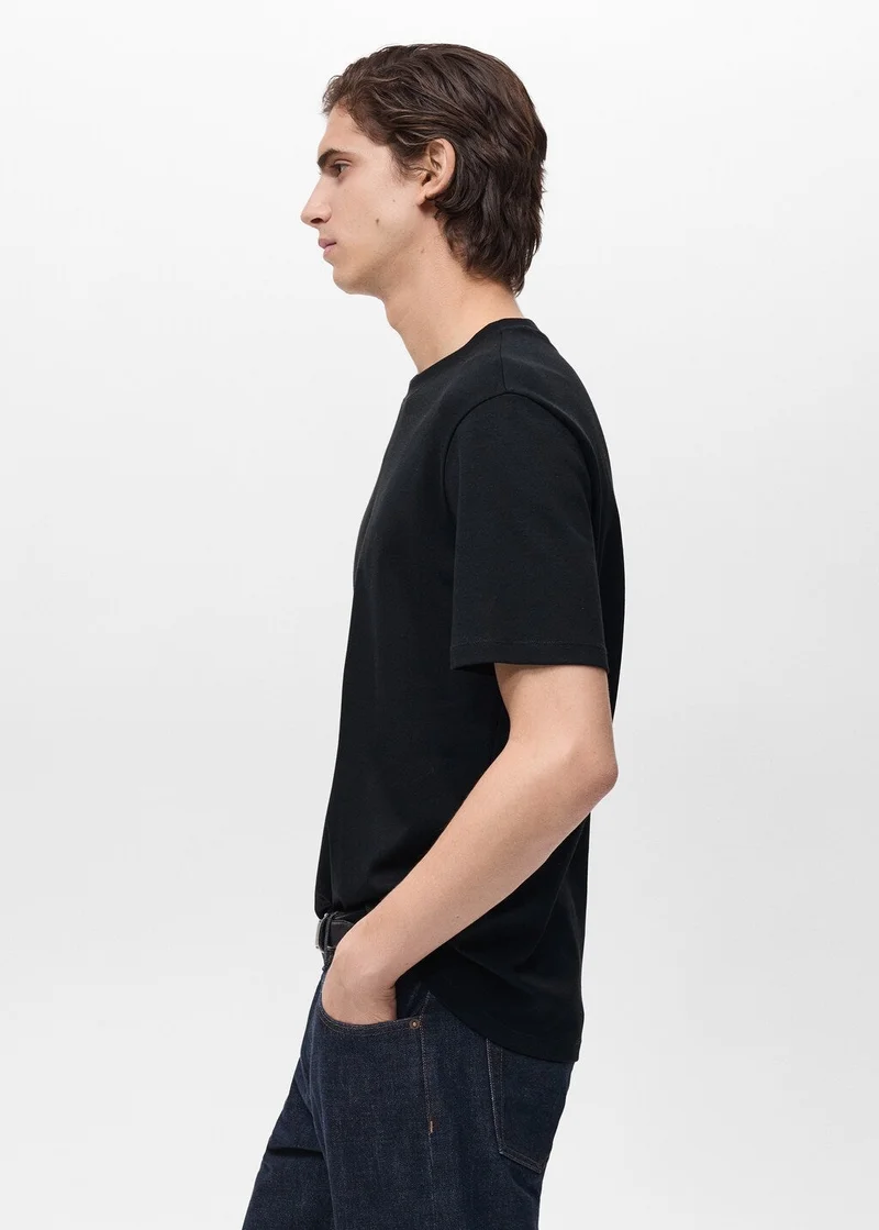 Mango Man  Medium weight regular fit T-shirt for Men | Best Price UAE
