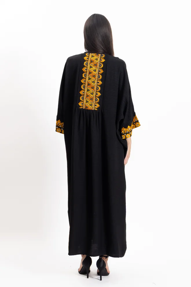 SHAPES DETAIL EMBROIDERED ABAYA