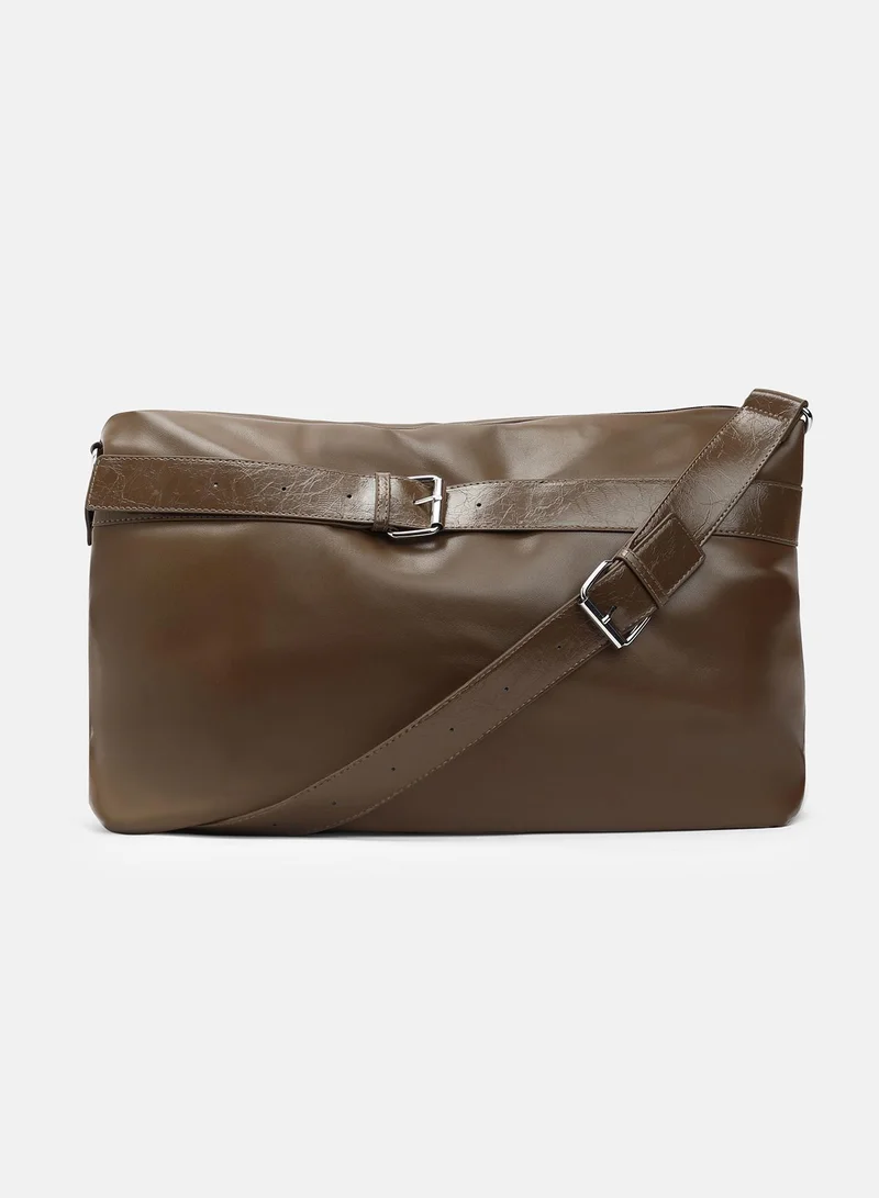 صوص هاوت The Tang-Buckle Tote Bag