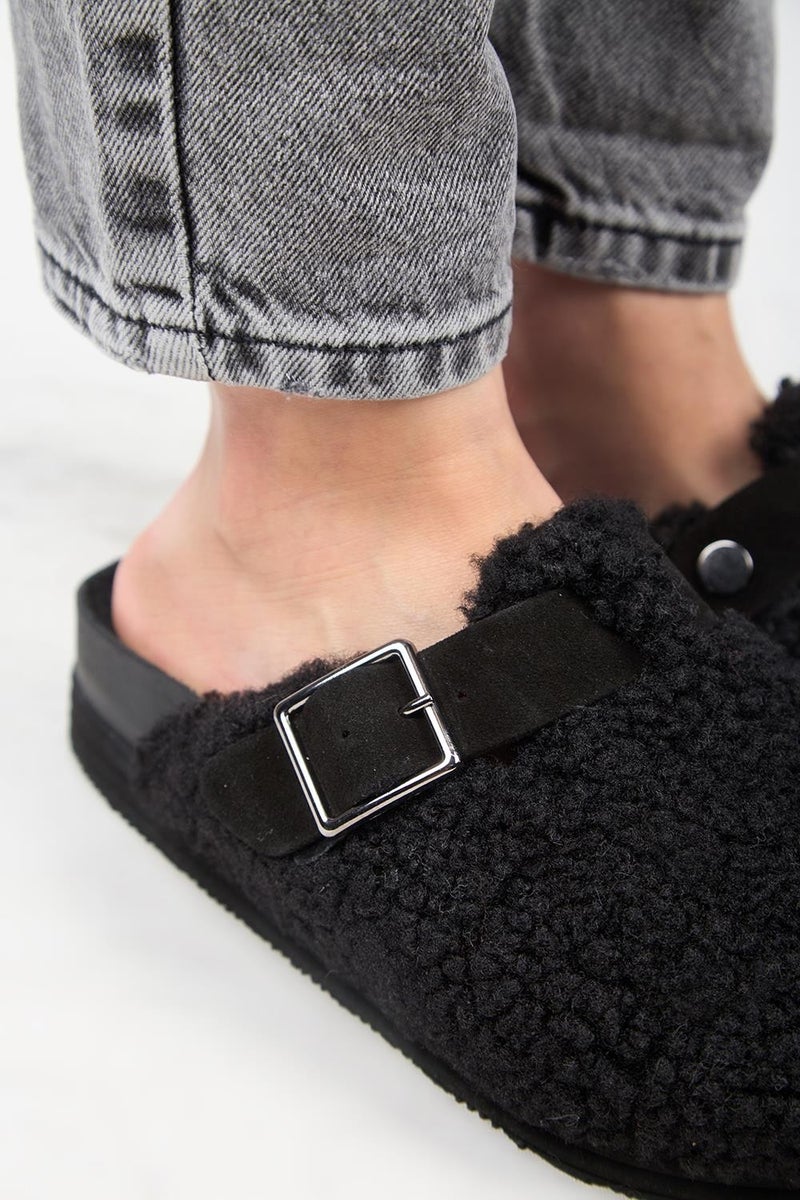 Manijero Juno Women's Belted Tedy Platform Black Slippers  - Image 3