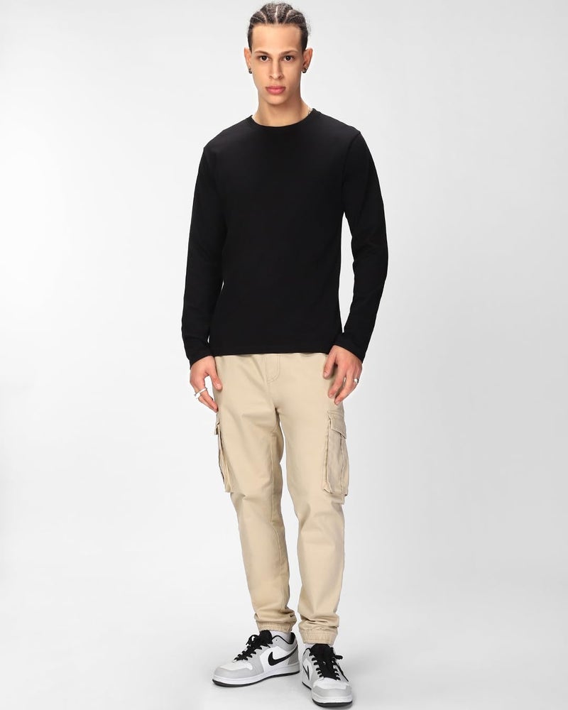 Bewakoof Men's Solid Regular Fit Full Sleeve Round Neck Cotton T-Shirt - Image 4