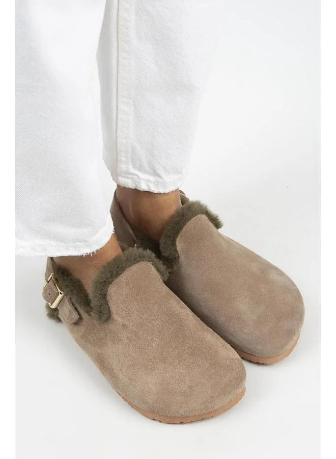 Manijero  Holly Fur Women's Genuine Leather Belted Buckle Vizon-Khaki Sandal. for Women | Best Price UAE