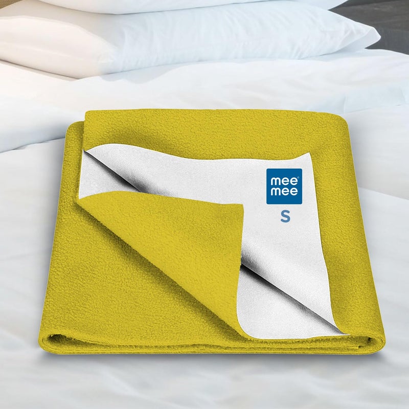 mee mee Mee Mee Reusable Water Proof Cotton Bed Protector Sheet/Extra Absorbent Mat/Dry Sheets/Urine Sheet/Dry Mat(Small, Olive Green)(50CmX70Cm)  - Image 3