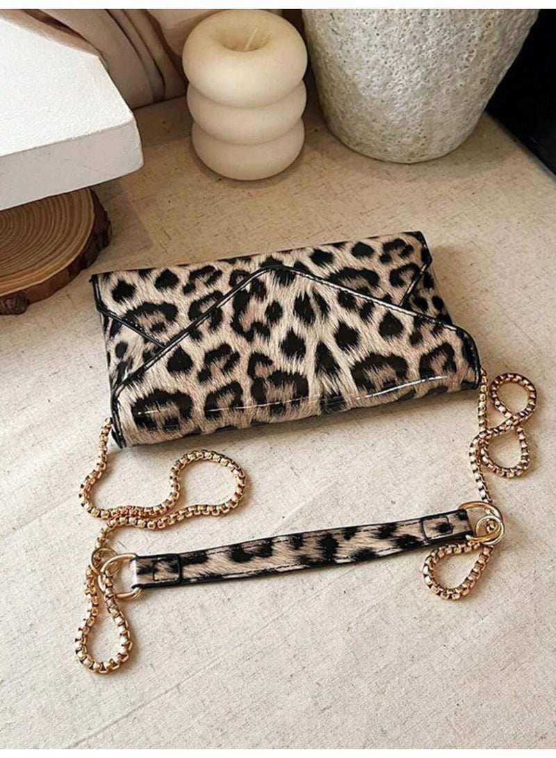 Shein Small women's handbag and shoulder bag with a luxurious gold chain  multiple pockets for cards and money with an internal zipper - high-quality material - ideal for daily use, occasions and evenings - Image 3