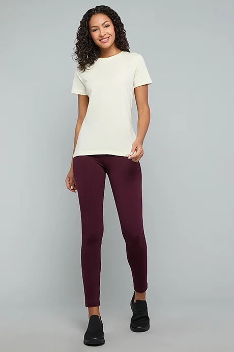 أر أند بي Solid T-Shirt with Crew Neck and Short Sleeves