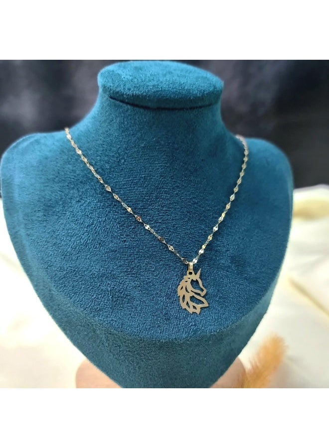 Hamsa.ae 18K Pure Gold Horse Design Pendant Necklace For Women - Image 3