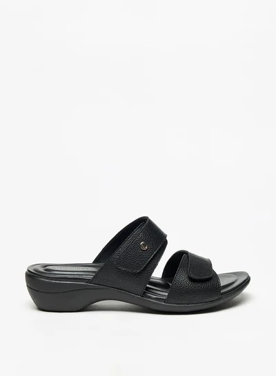 لو كونفورت Women's Textured Slip-On Sandals