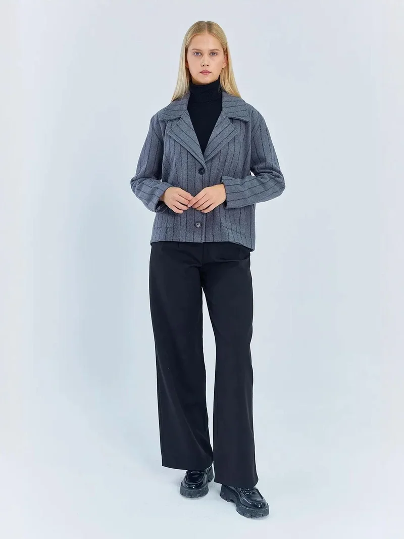 ميكسراي جاكيت ميكسراي مقلم بأزرار كبير الحجم