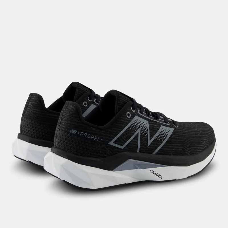 New Balance Men's FuelCell Propel v5 Running Shoes