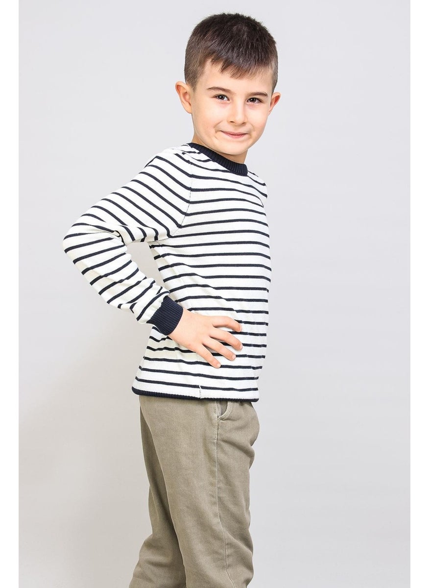 Kids' Pinstripe Sweater (C21-18935) - pzsku/ZEC2DDC82AD2FF477F349Z/45/_/1730398907/29616d42-f56b-4c0a-8219-a704d4d58a54