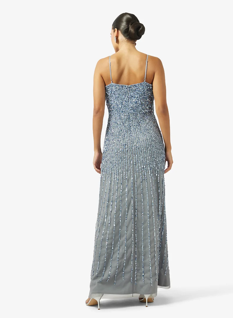 نمشي x فستان سهرة مزخرف