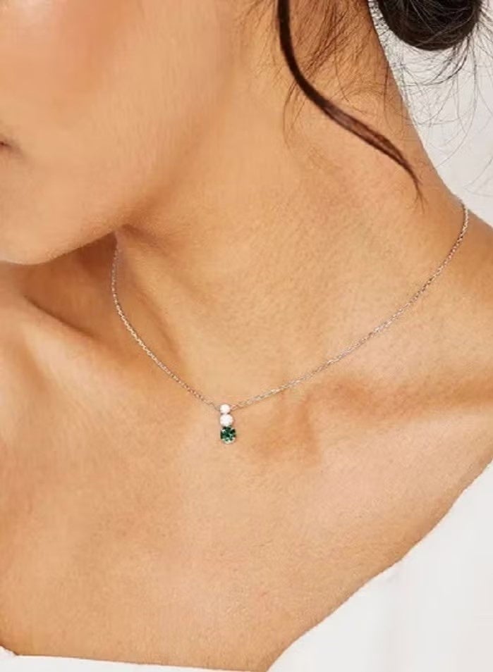 Fashion green diamond pendant necklace - Image 2