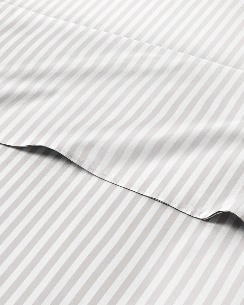 CGK Unlimited Light Grey and White Striped Sheets 1 Flat 1 Fitted Sheet 2 Pillowcases w Deep Pockets Wrinkle Fade Resistant UltraSoft Breathable Cooling Luxury Pinstripe Bedding Queen Size - Image 2
