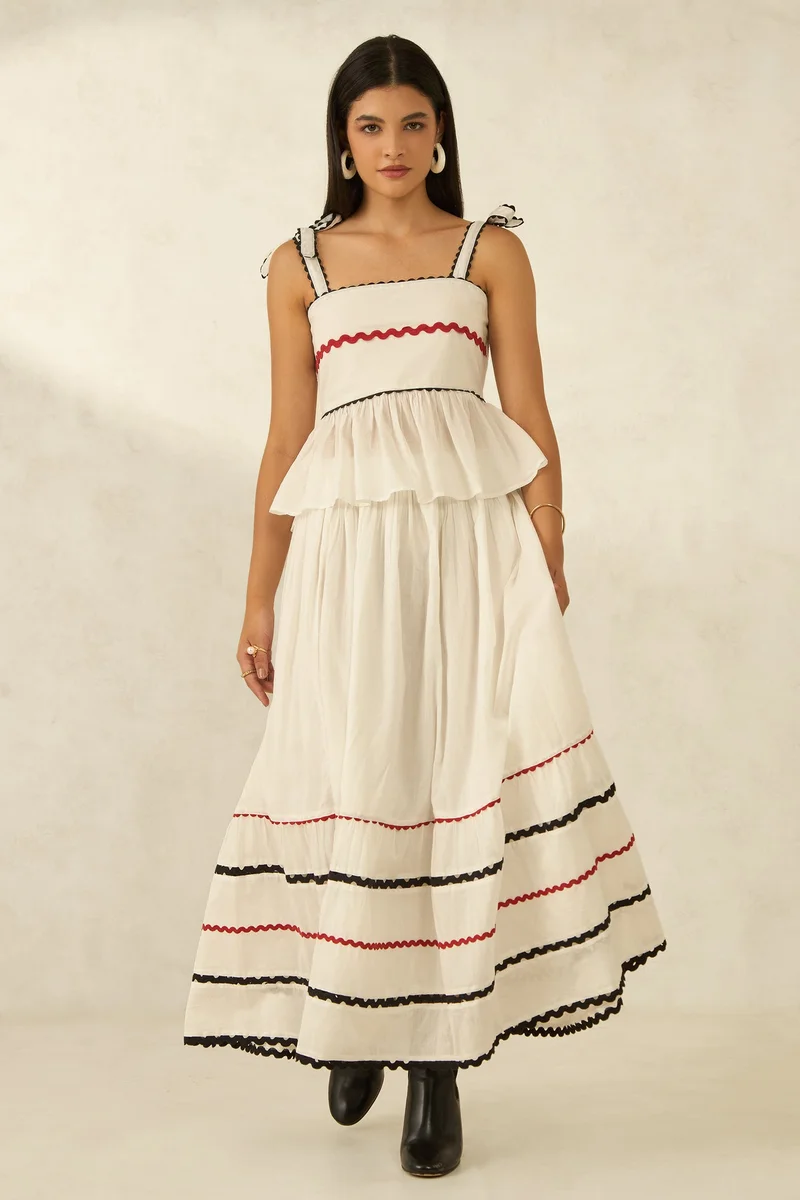 Virgio Solid Cotton Flared Lace Skirt for Women