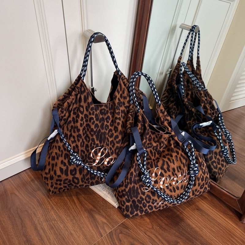 Women's Leopard Print Velvet Tote Bag, Large Capacity Casual Shoulder Bag - Image 1