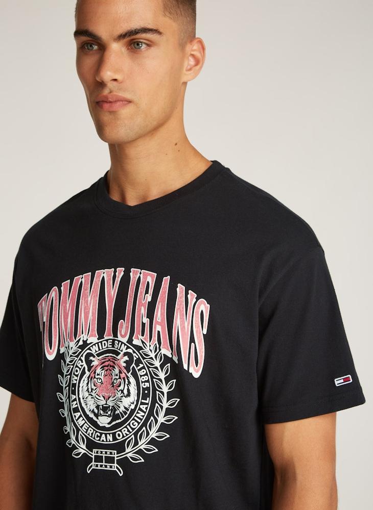 TOMMY JEANS Graphic Logo Crew Neck T-Shirt  - Image 3