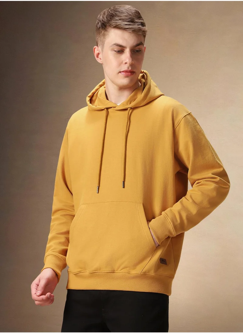 دينيس لينغو Men's Amber Gold Polyester Blend Solid Regular Fit Sweatshirt