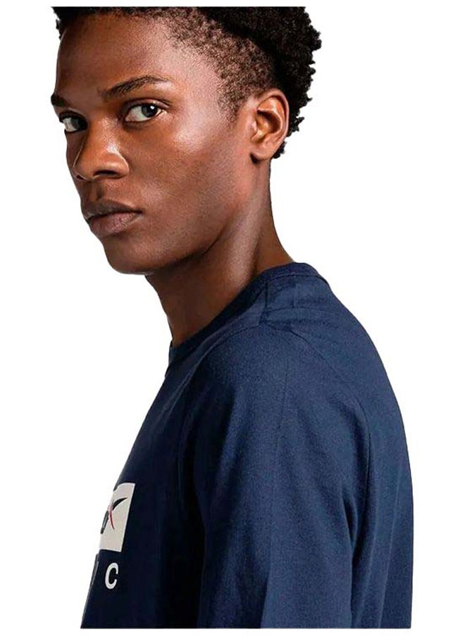 Reebok Graphic Series Reebok Classic Short Sleeve T-Shirt  - Image 2