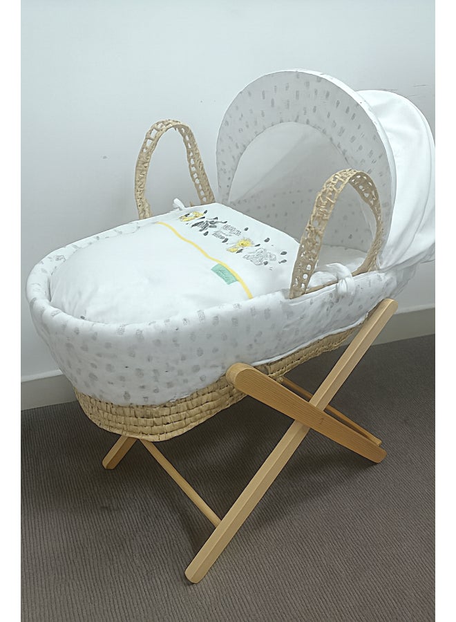 Kinder Valley Safari Palm Moses Basket with Natural Folding Stand - Image 3