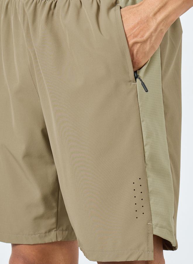 ستايلي اكتيف شورت رياضي للجري بقصة عادية - Image 3