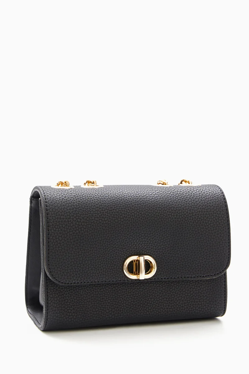 Wecre8 Black Pebbled Chain Shoulder Bag