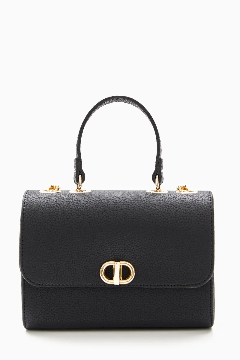 Wecre8 Black Pebbled Chain Shoulder Bag
