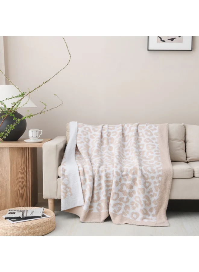 Mezoe Printed Soft and Luxurious Feather Knit Jacquard Throw Beige and White 1 x 153 x 127 cm Lavina 04