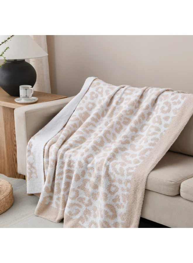 Mezoe Printed Soft and Luxurious Feather Knit Jacquard Throw Beige and White 1 x 153 x 127 cm Lavina 04