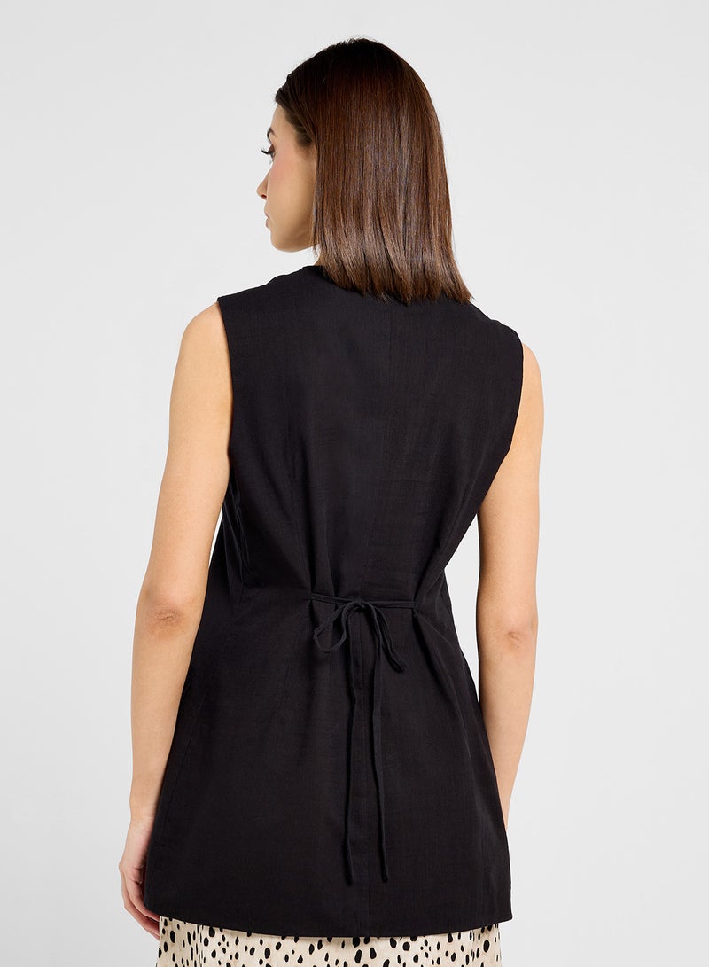 ايلا بلوزة بدون أكمام - Image 2