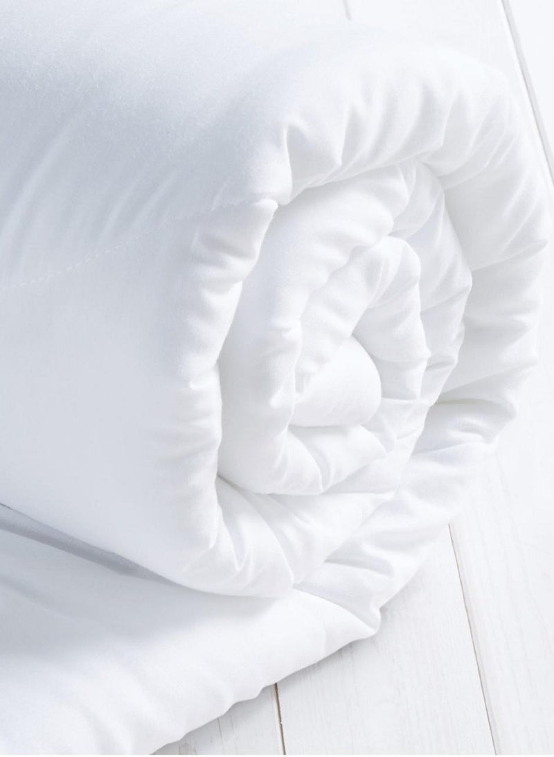 Miabella Home MIABELLA HOME MICROFIBER QUILT - All-Season Ultra-Soft Comfort Breathable Comforter for Deep Sleep, Machine Washable, Multipurpose Space Theme  - Image 2