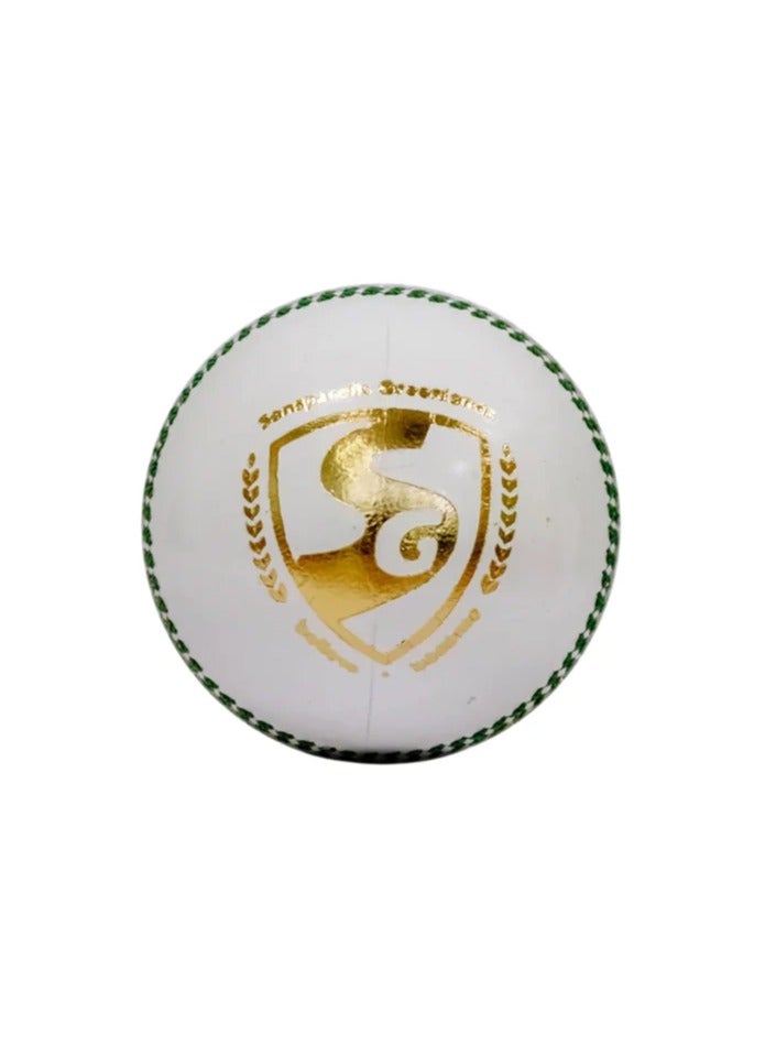 إس جي كرة الكريكيت SG Super White للشباب، مصنوعة من 4 قطع، مقاومة للماء، مناسبة للتدريب ولعبة البطولة  - Image 2