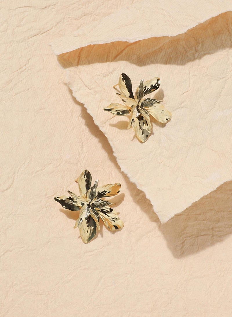 SOHI Metallic Flora Artificial Drop Earring Jewellery - Image 5