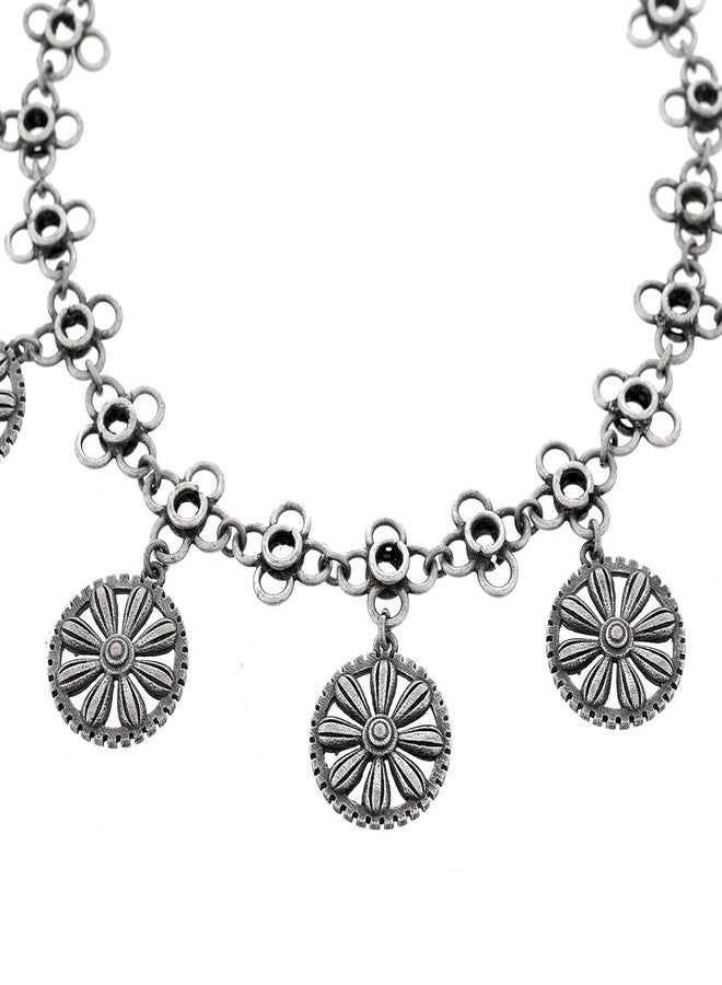 VOYLLA Nrityotsava Ishana Link Oxidised Anklet for Women Traditional Payal Ethnic Dailywear Lightweight Adjustable Foot Jewellery Anti Tarnish Womens Day Gift For Wife Sister Girlfriend - Image 5