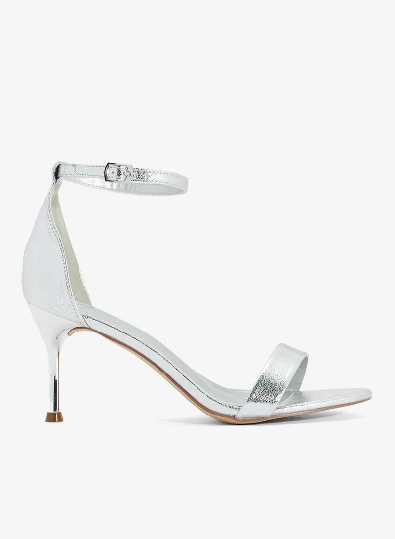 جينجر صندل بكعب بحزامين