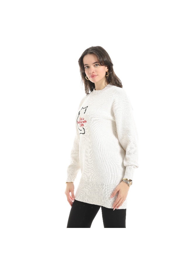 سيزار بلوفر صوف حريمي برقبة دائرية ومزود بتطريز علي الصدر - Image 2