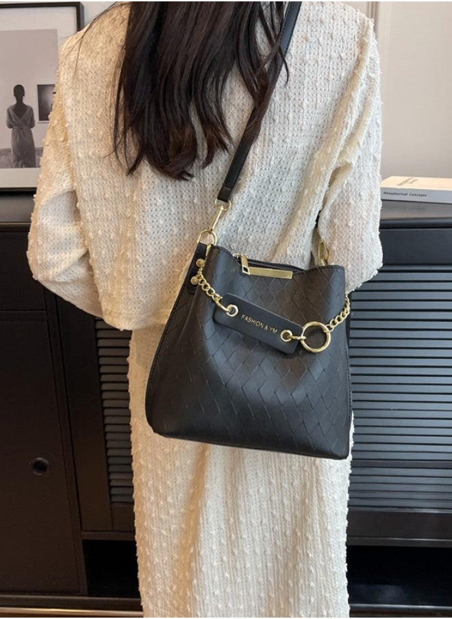 WAOKN - Women's New Simple and fashionable Large-capacity Shoulder Bag, Girls' Diamond Plaid Crossbody Bag Handbag, PU Leather Bucket Bag Tote Bag for Ladies(Black) - Image 1
