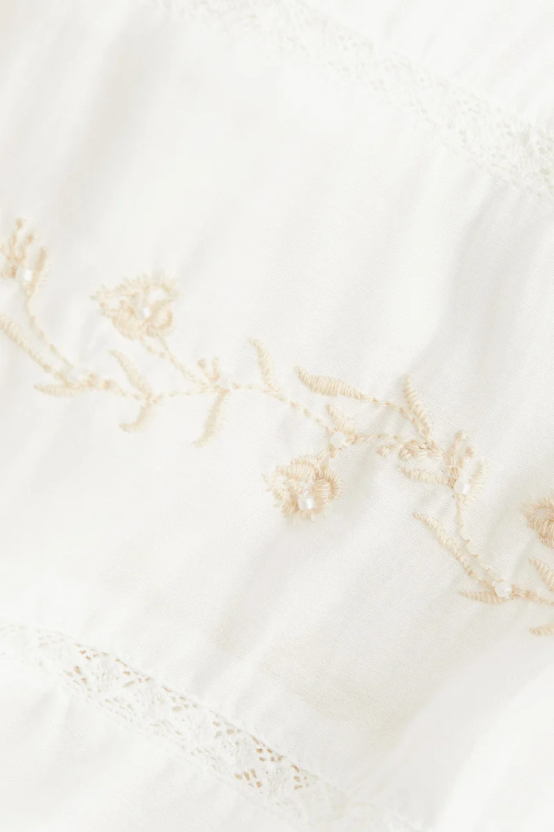 H&M Embroidered viscose blouse