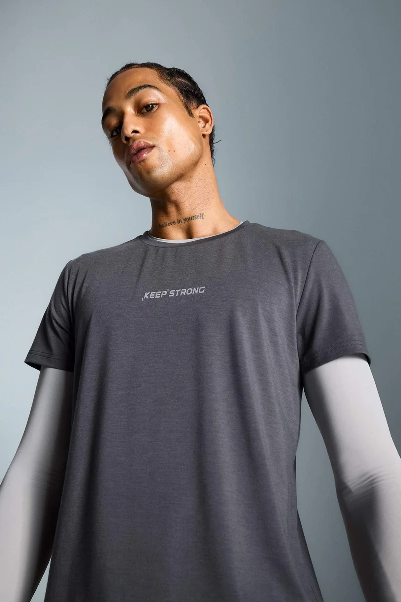 ديفاكتو DeFactoFit Slim Fit Sports Short Sleeve T-Shirt