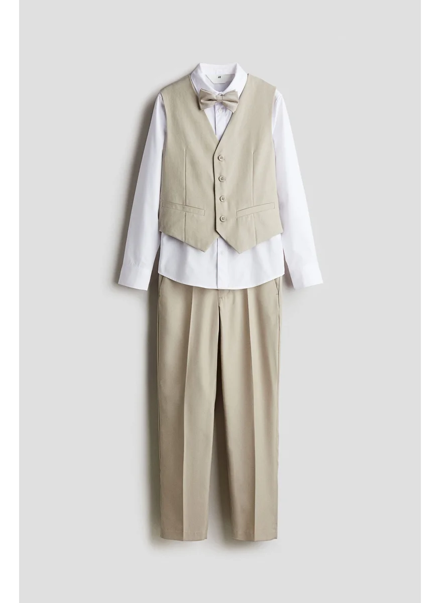 H&M 3-Piece Dressy Set With A Bow Tie